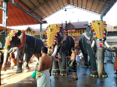Guruvayur Sri Krishna Temple